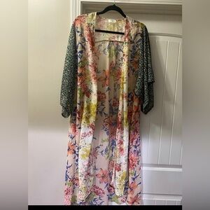 UMGEE Floral Sheer Kimono with Leopard Sleeves